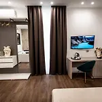Oda ve Kahvaltı Fervore Luxury Palermo