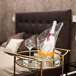 Fervore Luxury Oda ve Kahvaltı Palermo