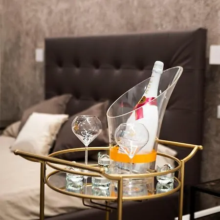 Fervore Luxury לינה וארוחת בוקר